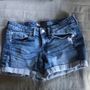 Women’s jean shorts